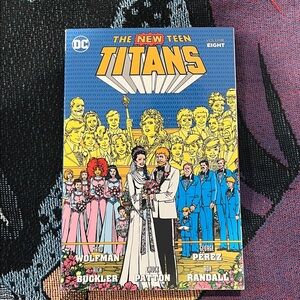 The New Teen Titans Vol. 8